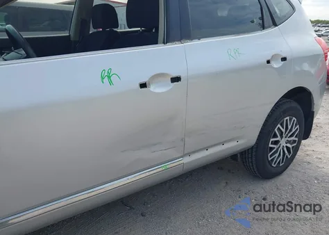 2015 Nissan Rogue Select S z USA, uszkodzony, nr VIN JN8AS5MV9FW256262